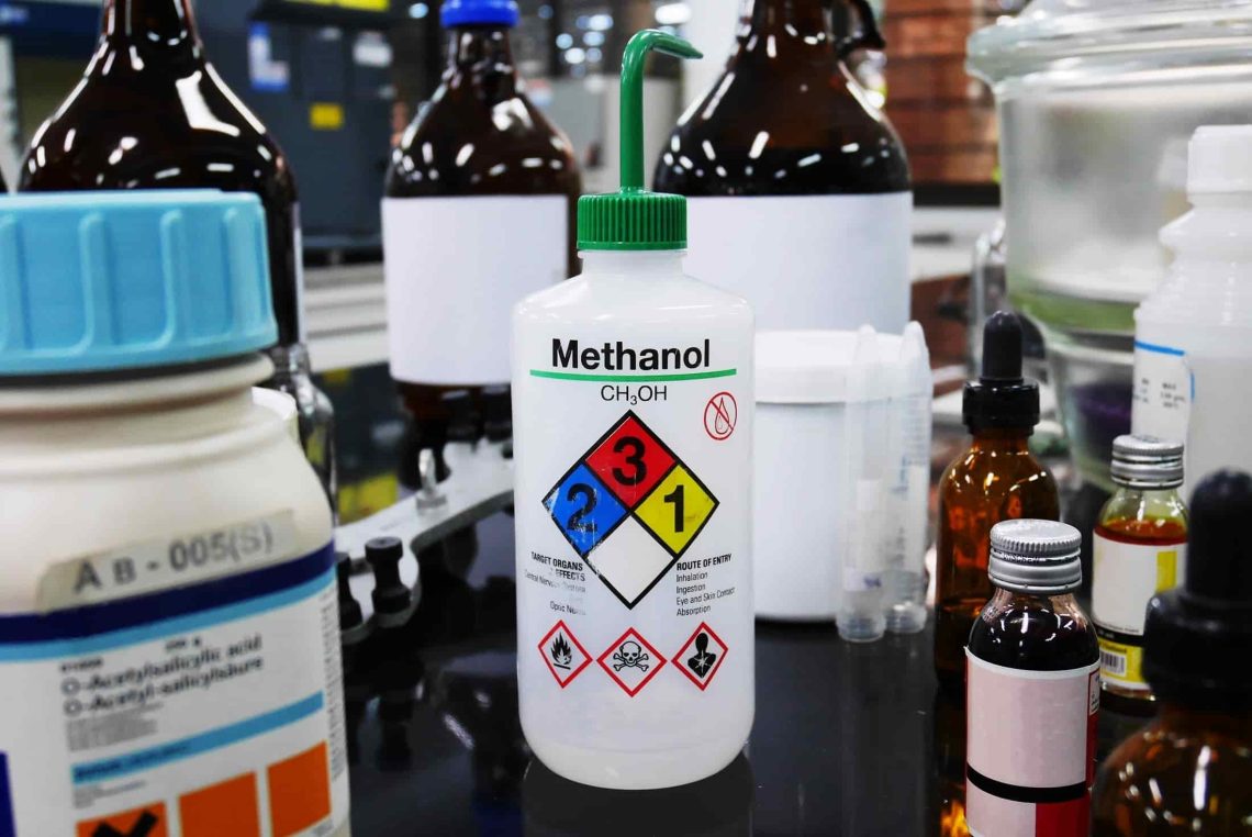 Le méthanol est largement utilisé dans l'industrie chimique