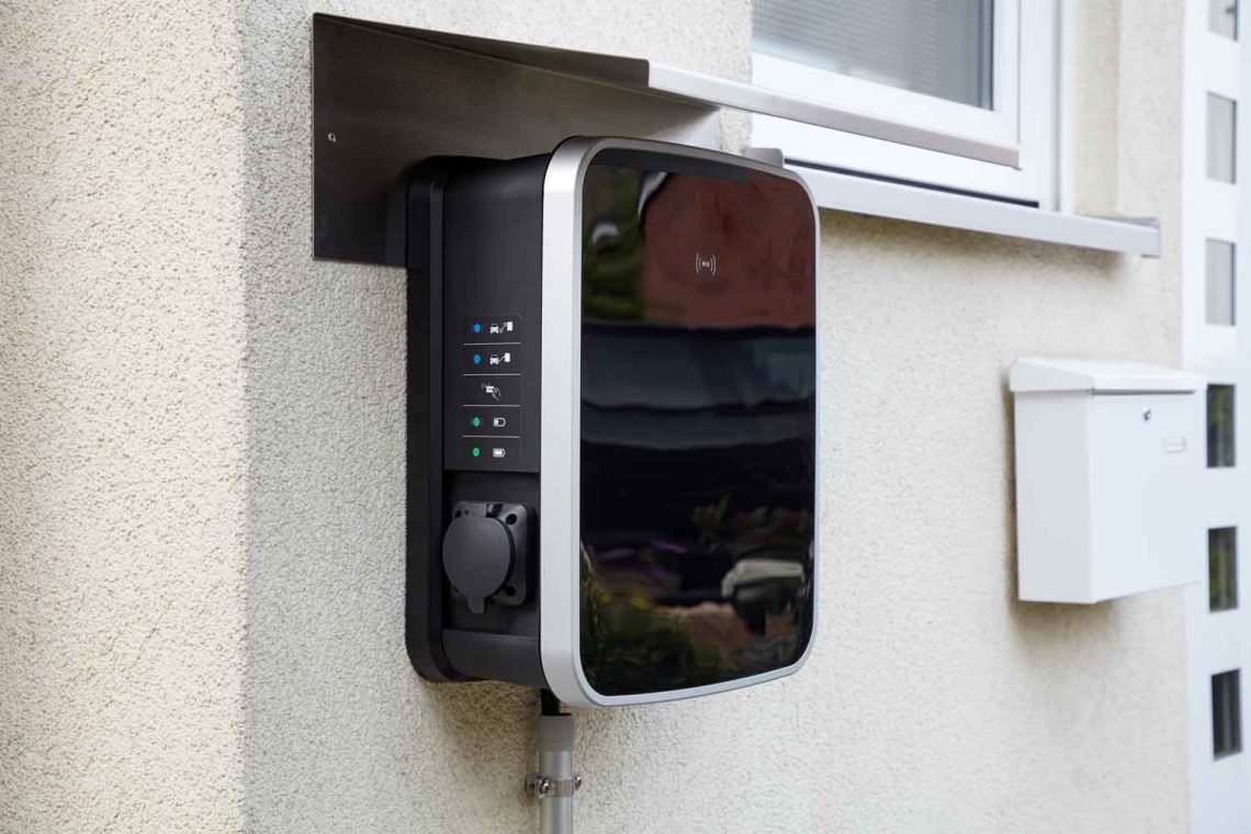L'installation d'une borne de recharge peut aussi se faire en extérieur