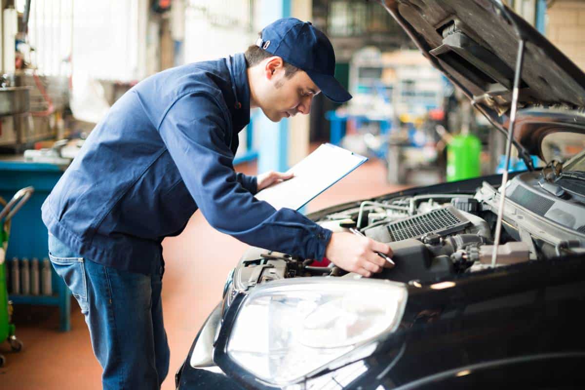 Conseils pour faire expertiser votre voiture d'occasion